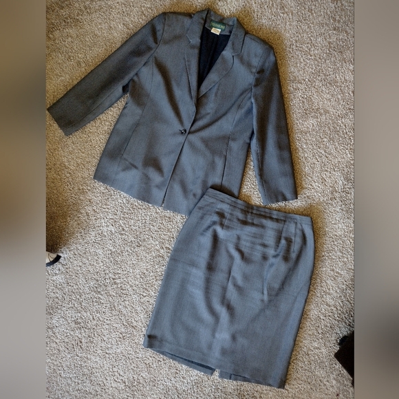 Studio 205 Vintage Blazer and Skirt Set - Picture 1 of 16